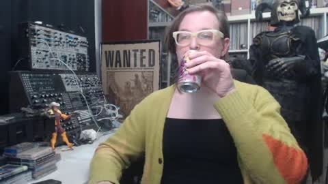 Snapshot of muziknerd chatting on 7, 2, 2025 Muziknerd online show from 7, 2, 2025