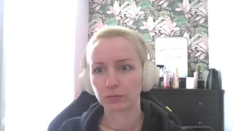 Goddess Muse online show from 19, 4, 2026