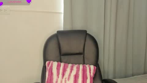 Snapshot of my_lia_ chatting on 12, 10, 2025 LIA online show from 12, 10, 2025