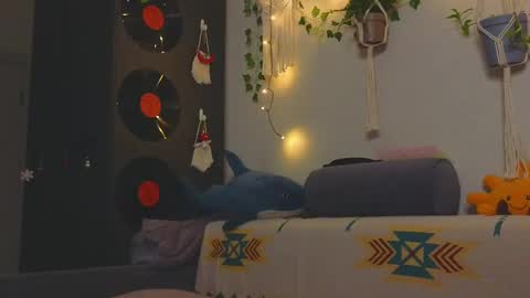 Snapshot of my_parisss chatting on 5, 1, 2025  PARIS   online show from 5, 1, 2025