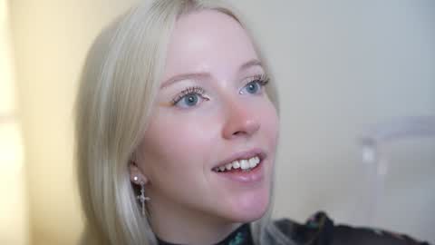STELLA  Im here today online show from 10, 12, 2024
