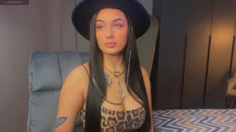 Hecate online show from 5, 10, 2025
