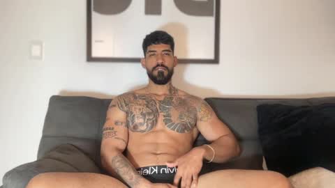 Snapshot of myke_esthetic chatting on 10, 12, 2024 Myke esthetic online show from 10, 12, 2024