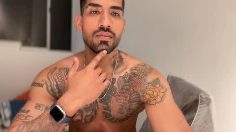 Snapshot of myke_esthetic chatting on 13, 2, 2025 Myke esthetic online show from 13, 2, 2025