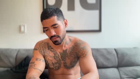 Snapshot of myke_esthetic chatting on 28, 2, 2025 Myke esthetic online show from 28, 2, 2025