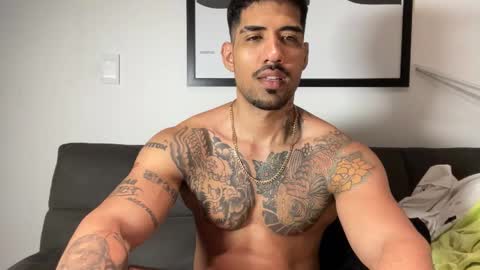 Snapshot of myke_esthetic chatting on 24, 9, 2025 Myke esthetic online show from 24, 9, 2025