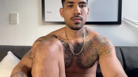 Snapshot of myke_esthetic chatting on 25, 9, 2025 Myke esthetic online show from 25, 9, 2025