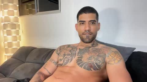 Snapshot of myke_esthetic chatting on 11, 1, 2026 Myke esthetic online show from 11, 1, 2026