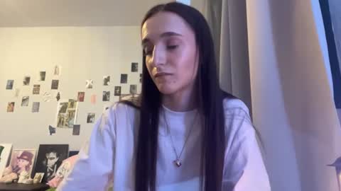 Snapshot of myrtiemcgivney chatting on 26, 7, 2026 Amelia online show from 26, 7, 2026