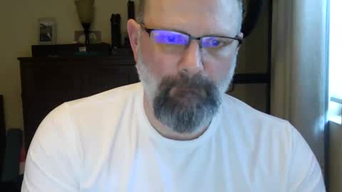 Just hanging out - No pressure online show from 19, 5, 2026
