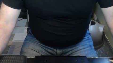Just hanging out - No pressure online show from 24, 5, 2026