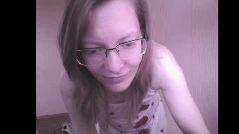 mysterious_blondy online show from 11, 4, 2026