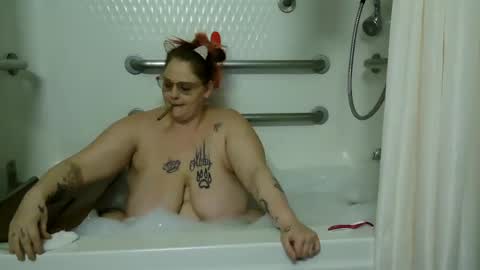 MysticLynn online show from 29, 1, 2025