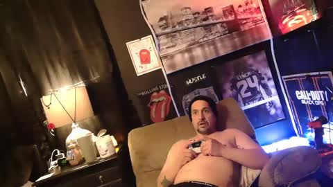 Snapshot of n3v3rpanic1 chatting on 25, 12, 2024 SnackPants online show from 25, 12, 2024