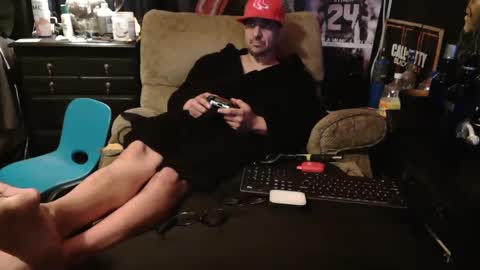 Snapshot of n3v3rpanic1 chatting on 3, 1, 2025 SnackPants online show from 3, 1, 2025