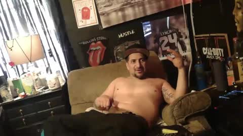 Snapshot of n3v3rpanic1 chatting on 5, 1, 2025 SnackPants online show from 5, 1, 2025