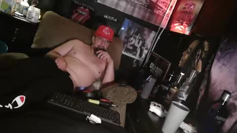 Snapshot of n3v3rpanic1 chatting on 6, 1, 2025 SnackPants online show from 6, 1, 2025