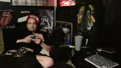 Snapshot of n3v3rpanic1 chatting on 14, 1, 2025 SnackPants online show from 14, 1, 2025