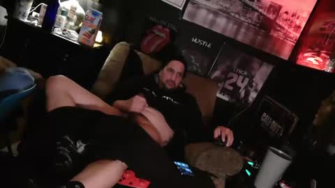 Snapshot of n3v3rpanic1 chatting on 20, 1, 2025 SnackPants online show from 20, 1, 2025