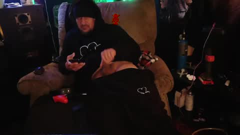 Snapshot of n3v3rpanic1 chatting on 30, 1, 2025 SnackPants online show from 30, 1, 2025