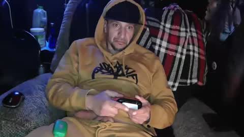 Snapshot of n3v3rpanic1 chatting on 27, 2, 2025 SnackPants online show from 27, 2, 2025