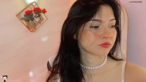 naamah_b online show from 10, 10, 2025