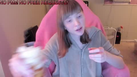 Natalie Marlo online show from 25, 1, 2025