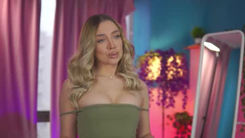 Snapshot of nadyablue chatting on 2, 3, 2026 Nadia online show from 2, 3, 2026