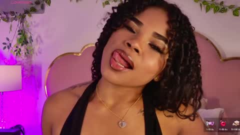 NahiaraReina  online show from 3, 6, 2026
