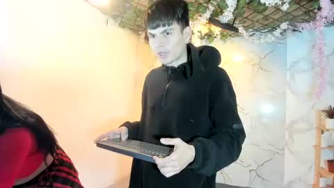 nahomi_hot2002 online show from 3, 7, 2026