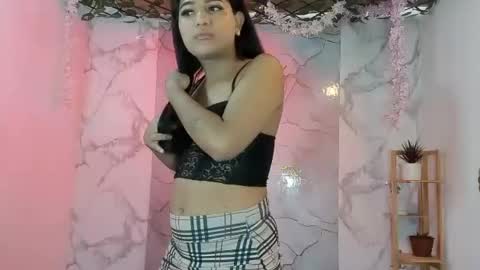 nahomi_hot2002 online show from 10, 7, 2026