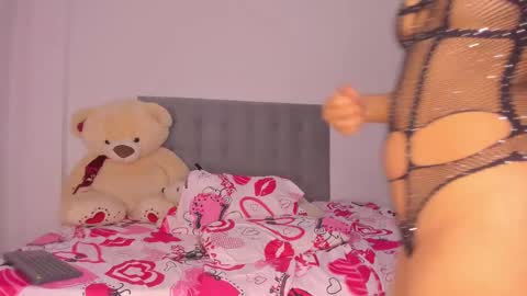 Snapshot of nahomi_miller_ chatting on 9, 1, 2025 Laura online show from 9, 1, 2025