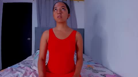 Snapshot of nahomi_miller_ chatting on 9, 3, 2025 Laura online show from 9, 3, 2025