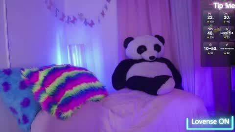 nahomy 2308 online show from 21, 4, 2026