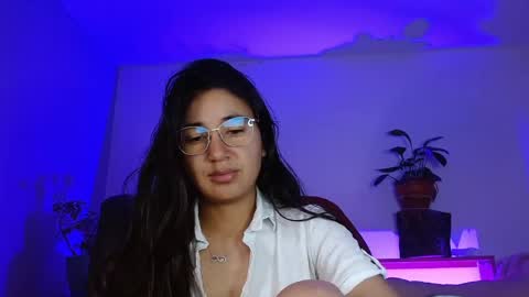    online show from 15, 5, 2026
