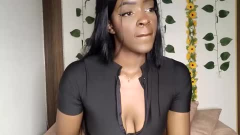 Snapshot of nahomy_smiiths chatting on 30, 4, 2026 Nahomy online show from 30, 4, 2026