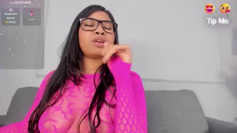 nahomycarterr online show from 10, 2, 2026