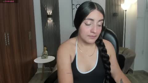 naiah_blue online show from 19, 6, 2026