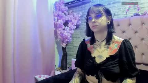 Snapshot of naiawhisper chatting on 1, 3, 2026 naiawhisper online show from 1, 3, 2026