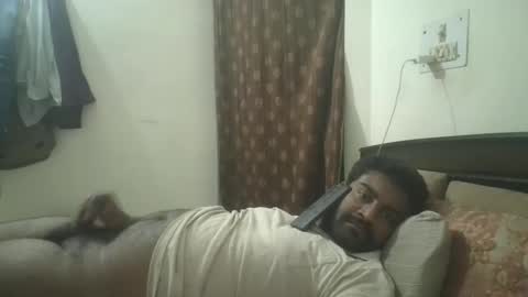 NAIRANANDU28 online show from 15, 4, 2026