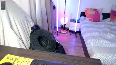 Snapshot of naked_psychologist chatting on 9, 3, 2025 Asy no face  online show from 9, 3, 2025