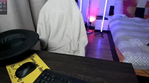 Snapshot of naked_psychologist chatting on 12, 3, 2025 Asy no face  online show from 12, 3, 2025