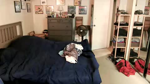 Snapshot of nakedmonkey chatting on 2, 11, 2025 nakedmonkey online show from 2, 11, 2025