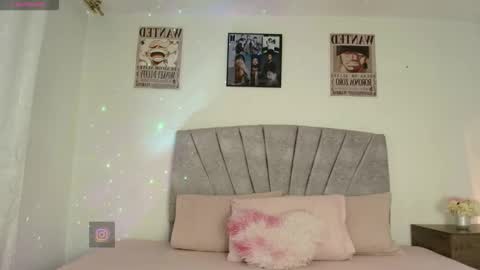 NamiThompson online show from 10, 3, 2026