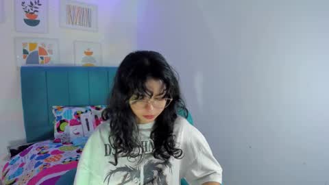 Snapshot of nanami_owo chatting on 22, 9, 2025 nanami_owo online show from 22, 9, 2025