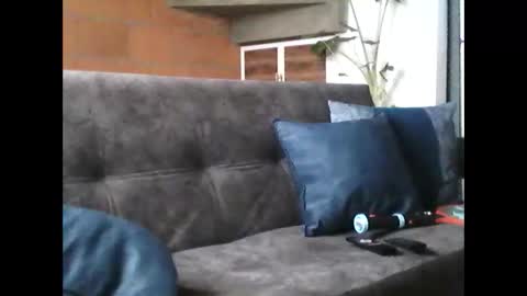 nano1206 online show from 28, 2, 2025