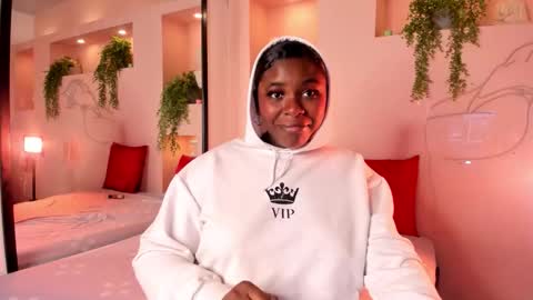 nanymoreno online show from 10, 11, 2025