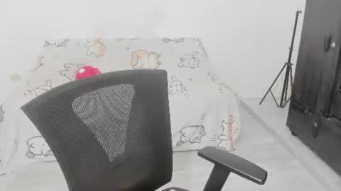 Snapshot of naoko_uwu chatting on 17, 6, 2026 Naoko online show from 17, 6, 2026