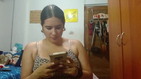 naomi_d online show from 20, 2, 2025
