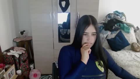 naomi_d online show from 1, 5, 2026